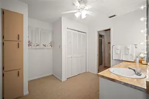 1351 Cr 482N, Lake Panasoffkee, FL 33538 - Photo 27