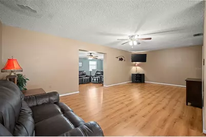 1351 Cr 482N, Lake Panasoffkee, FL 33538 - Photo 19