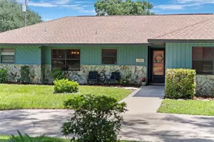 1351 Cr 482N, Lake Panasoffkee, FL 33538 - Photo 5