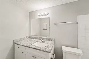 9540 Rainbow Ln, Port Richey, FL 34668 - Photo 5