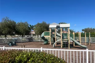 4266 Dutchess Park Rd, Fort Myers, FL 33916 - Photo 21
