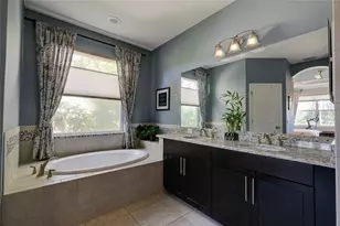 6145 Anise Dr, Sarasota, FL 34238 - Photo 9