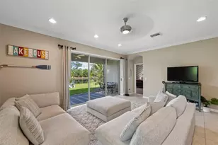 6145 Anise Dr, Sarasota, FL 34238 - Photo 5