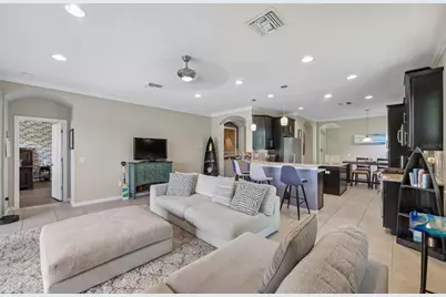 6145 Anise Drive, Sarasota, FL 34238 - Photo 7