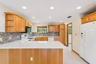 15010 Mill Pond Rd, Tavares, FL 32778 - Photo 17