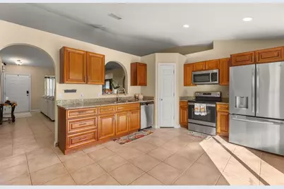 374 Colonade Court, Kissimmee, FL 34758 - Photo 9