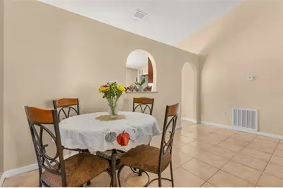 374 Colonade Court, Kissimmee, FL 34758 - Photo 7