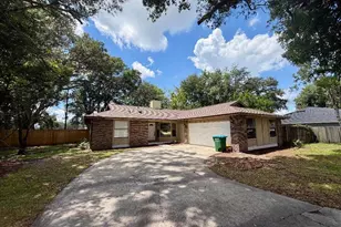 854 Humphrey Blvd, Deltona, FL 32738 - Photo 1