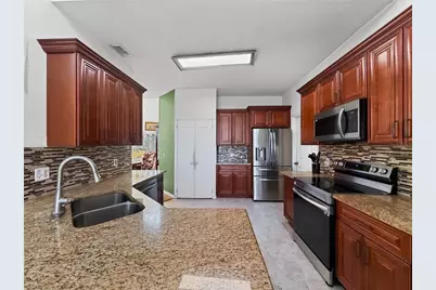 443 Marlberry Leaf Avenue, Kissimmee, FL 34758 - Photo 11