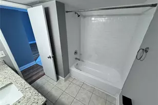 1916 Lake Atriums Cir, Orlando, FL 32839 - Photo 37