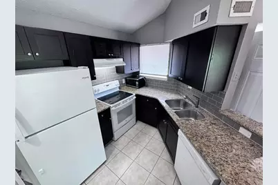 1916 Lake Atriums Circle #33, Orlando, FL 32839 - Photo 11