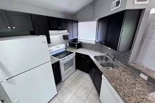 1916 Lake Atriums Cir, Orlando, FL 32839 - Photo 11