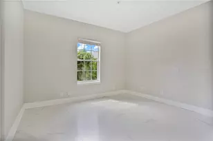 310 E Vanderbilt St, Orlando, FL 32804 - Photo 17