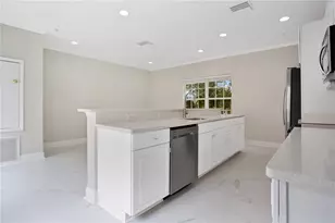 310 E Vanderbilt St, Orlando, FL 32804 - Photo 15