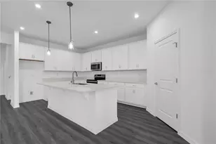 1812 Horsetail Dr, Saint Cloud, FL 34771 - Photo 9