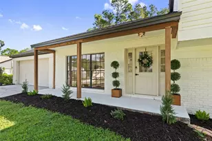 3720 Murray Dale Dr, Valrico, FL 33596 - Photo 3