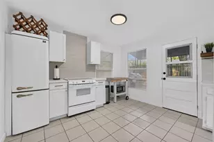 140 N Johns St, Mount Dora, FL 32757 - Photo 13