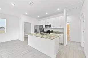 632 Hudson Valley Dr, Poinciana, FL 34759 - Photo 7