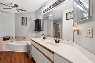 4807 Coachmans Dr, Orlando, FL 32812 - Photo 13