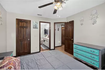 4807 Coachmans Drive #2402, Orlando, FL 32812 - Photo 11