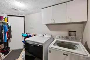 4807 Coachmans Dr, Orlando, FL 32812 - Photo 17