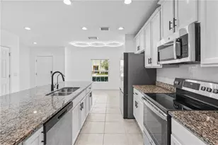 438 Annabella Way, Davenport, FL 33837 - Photo 7