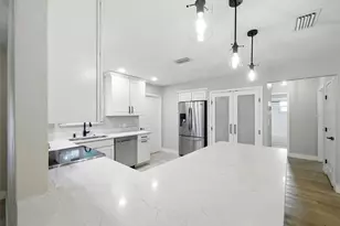 914 Houston St, Port Orange, FL 32127 - Photo 7
