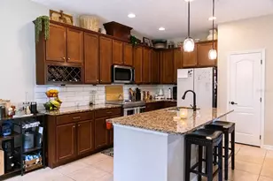 2675 River Landing Dr, Sanford, FL 32771 - Photo 3