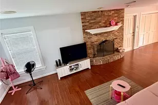 235 Hartridge Hills Dr, Winter Haven, FL 33881 - Photo 9