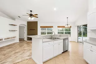 2007 N Parkton Dr, Deltona, FL 32725 - Photo 11