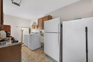 3513 Marwood Dr, Orlando, FL 32806 - Photo 15