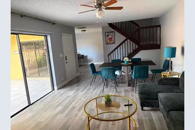 5371 Bamboo Court #401, Orlando, FL 32811 - Photo 9