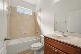 453 Westchester Hills Ln, Valrico, FL 33594 - Photo 15