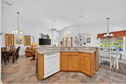 358 Lancaster Dr, Davenport, FL 33897 - Photo 25