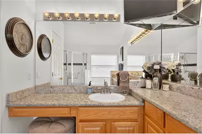 358 Lancaster Dr, Davenport, FL 33897 - Photo 47