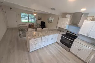 2871 W Albatross Rd, Avon Park, FL 33825 - Photo 13