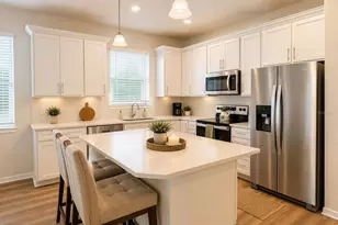 2756 Summer Retreat Ln, Kissimmee, FL 34744 - Photo 5