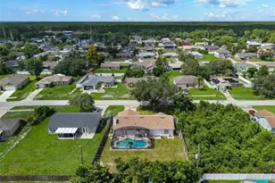 2911 Grayton St, Deltona, FL 32738 - Photo 37