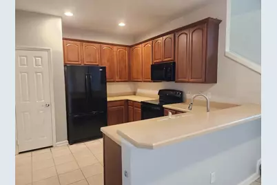 1466 Shallcross Avenue, Orlando, FL 32828 - Photo 3