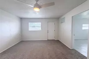124 San Benito Ave, North Port, FL 34287 - Photo 9