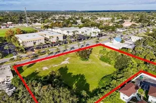 1745 S Ridgewood Ave, South Daytona, FL 32119 - Photo 1
