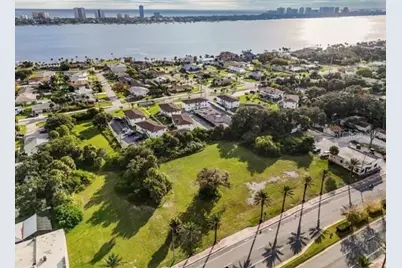 1745 S Ridgewood Avenue, South Daytona, FL 32119 - Photo 5