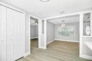 5401 43rd Terrace N, Saint Petersburg, FL 33709 - Photo 5