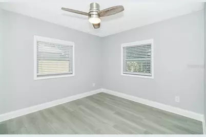 5401 43rd Terrace N, Saint Petersburg, FL 33709 - Photo 13