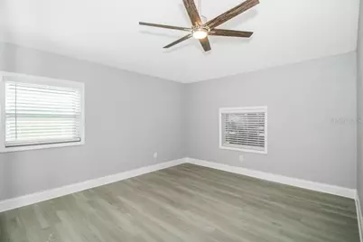 5401 43rd Terrace N, Saint Petersburg, FL 33709 - Photo 17