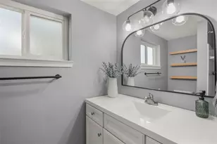 2812 Dellwood Dr, Orlando, FL 32806 - Photo 15