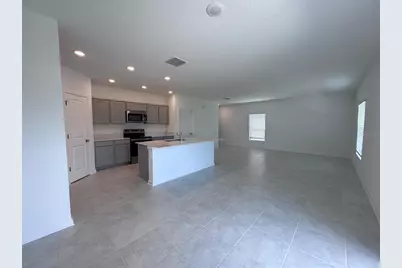 1033 Waterfall Boulevard, Davenport, FL 33837 - Photo 7