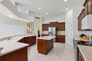 2436 Fawnlake Trail, Orlando, FL 32828 - Photo 3