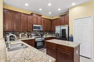 589 Blue Cypress Dr, Groveland, FL 34736 - Photo 37