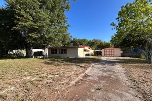 340 Santa Barbara St, North Fort Myers, FL 33903 - Photo 21